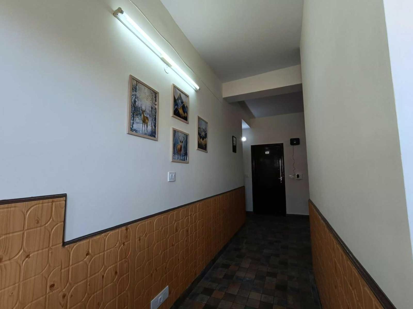 Hotel O New Shushant Regency Shimla Exteriör bild