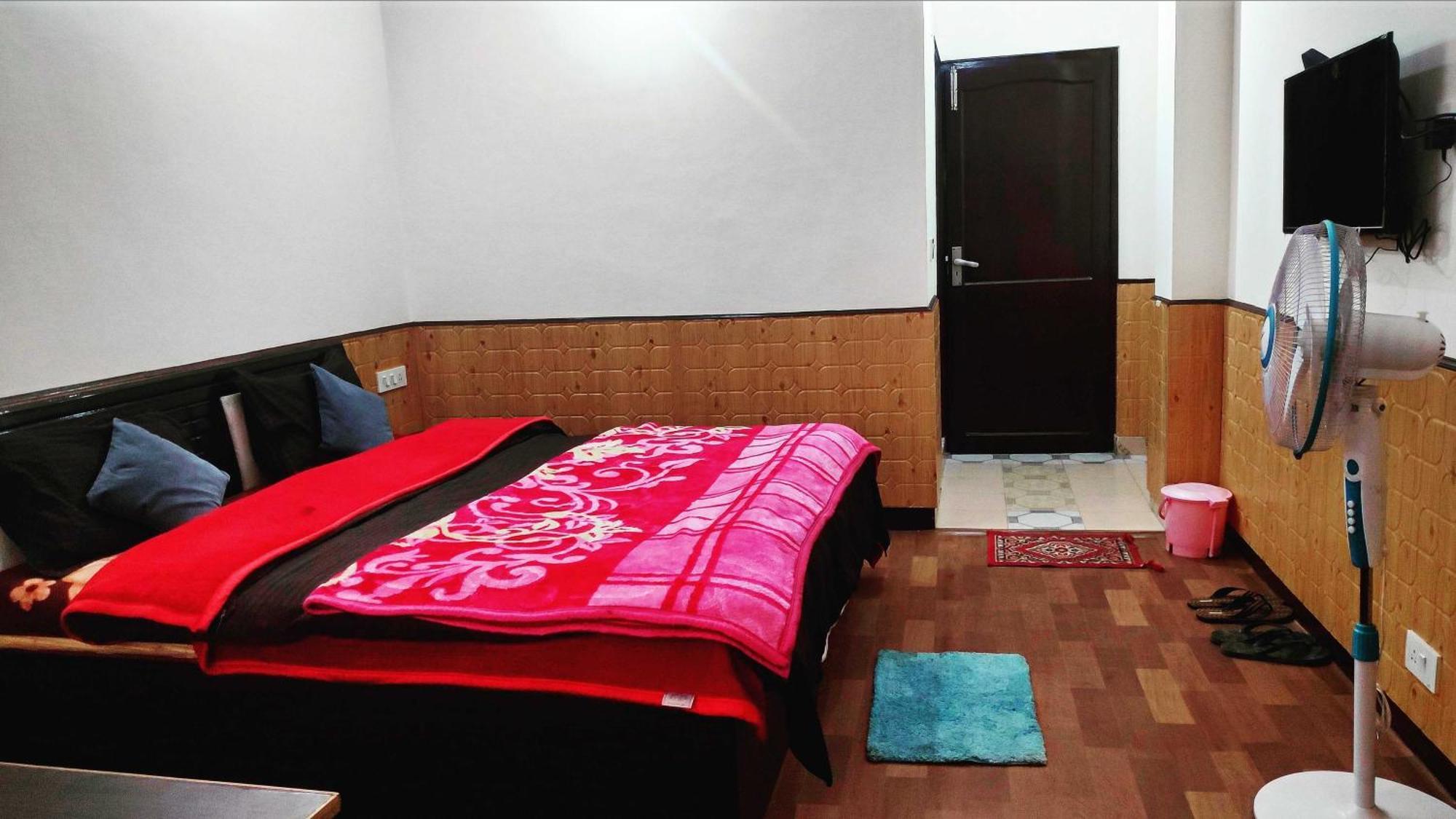 Hotel O New Shushant Regency Shimla Exteriör bild